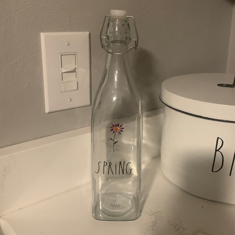 Rae Dunn bottle